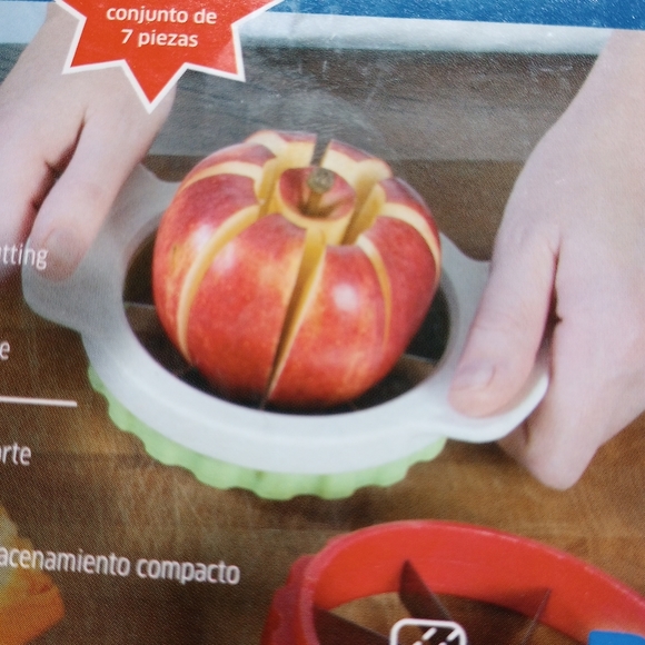CROFTON MULTI-WEDGER 7 Pieces with Storage Container! MAKE COOKING FUN BRAND NEW - Picture 4 of 8